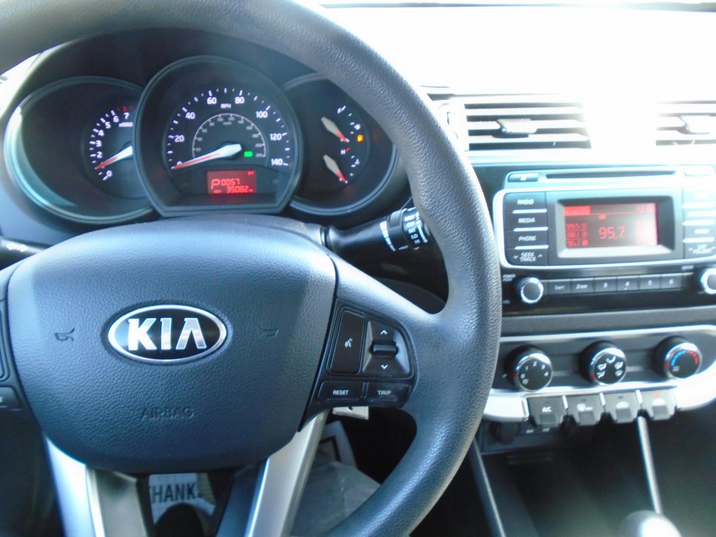 2016 Kia Rio (KNADM4A31G6) , located at 6112 N Florida Avenue, Tampa, FL, 33604, (888) 521-5131, 27.954929, -82.459534 - Photo#8